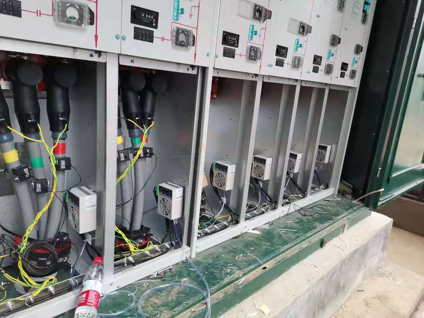 <a href='http://ajhwzyh.com' target='_blank'><u>智能除濕裝置</u></a>安裝